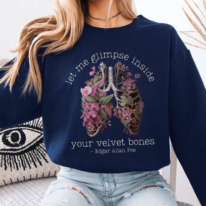 Sweatshirt Vintage Edgar Allan Poe sweatshirt - Let me glimpse inside your velvet bones The Mystic Eden