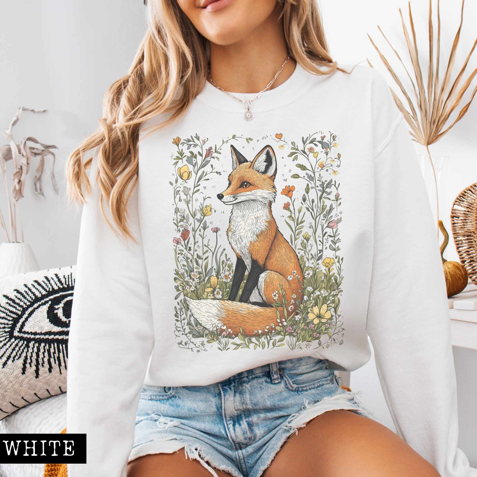 Sweatshirt Vintage Happy Fox Cottagecore Sweatshirt The Mystic Eden