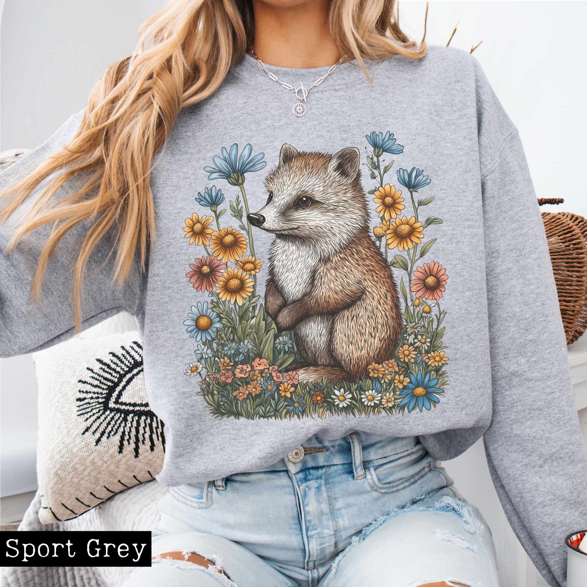 Sweatshirt Vintage Line Art Hedgehog Cottagecore Sweatshirt The Mystic Eden