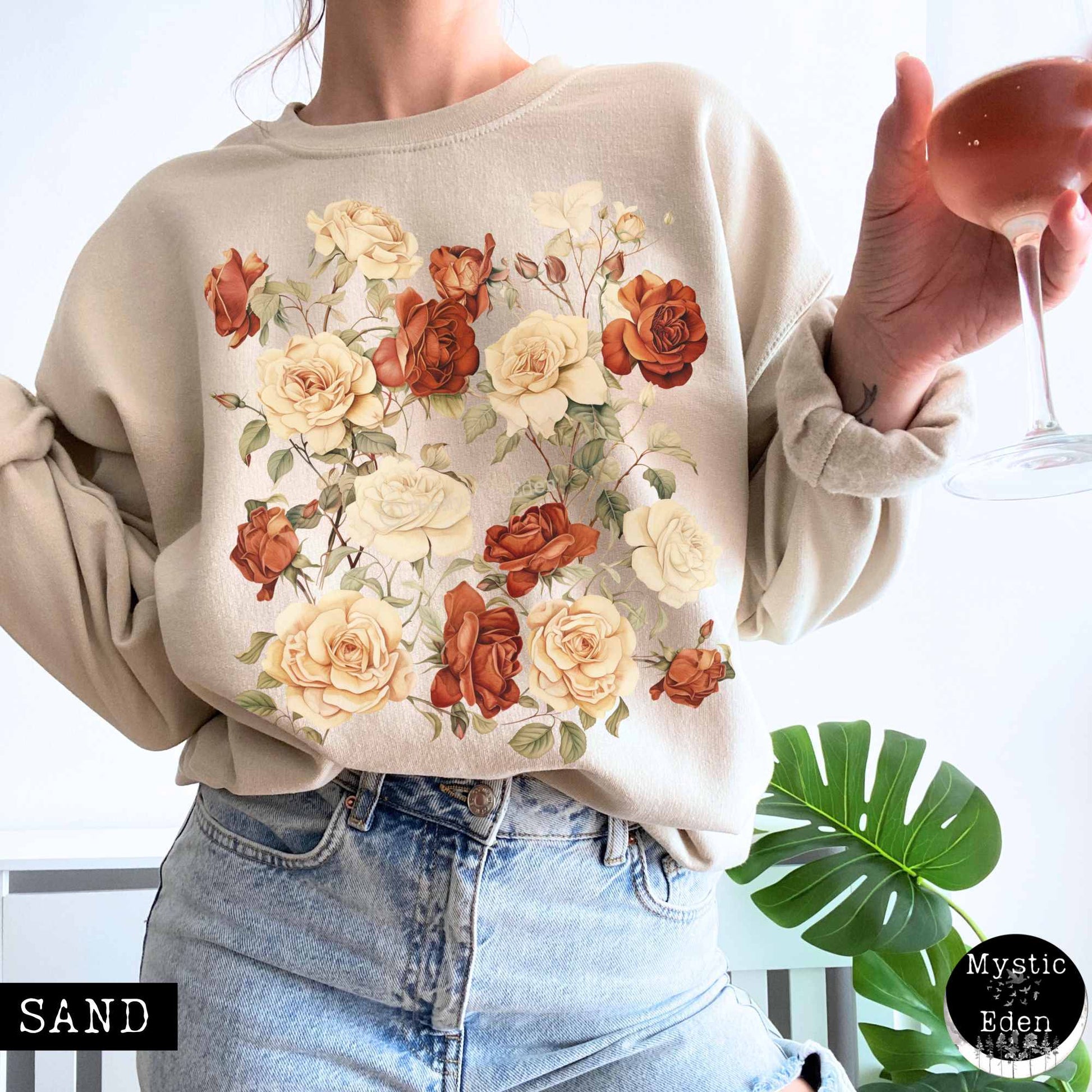 Sweatshirt Vintage wildflower rose sweatshirt cottagecore The Mystic Eden