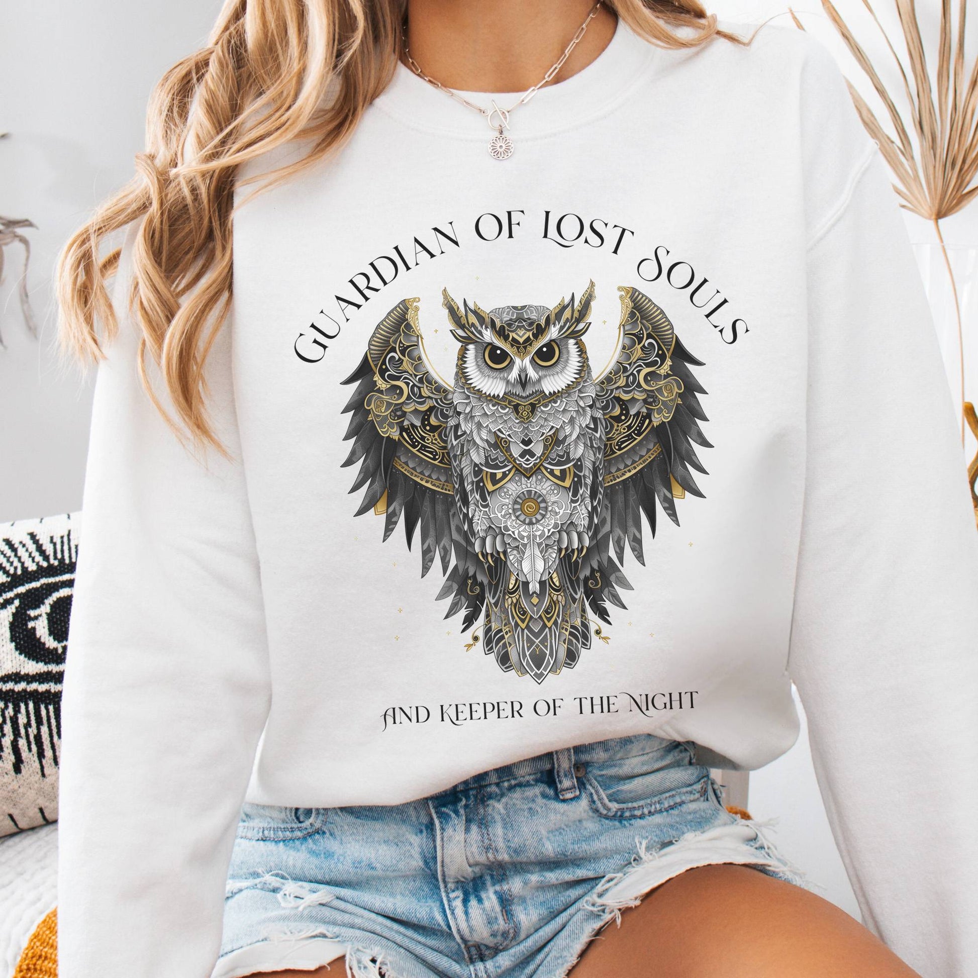 Sweatshirt White / S Guardian of Lost Souls Mythic Owl Sweatshirt The Mystic Eden