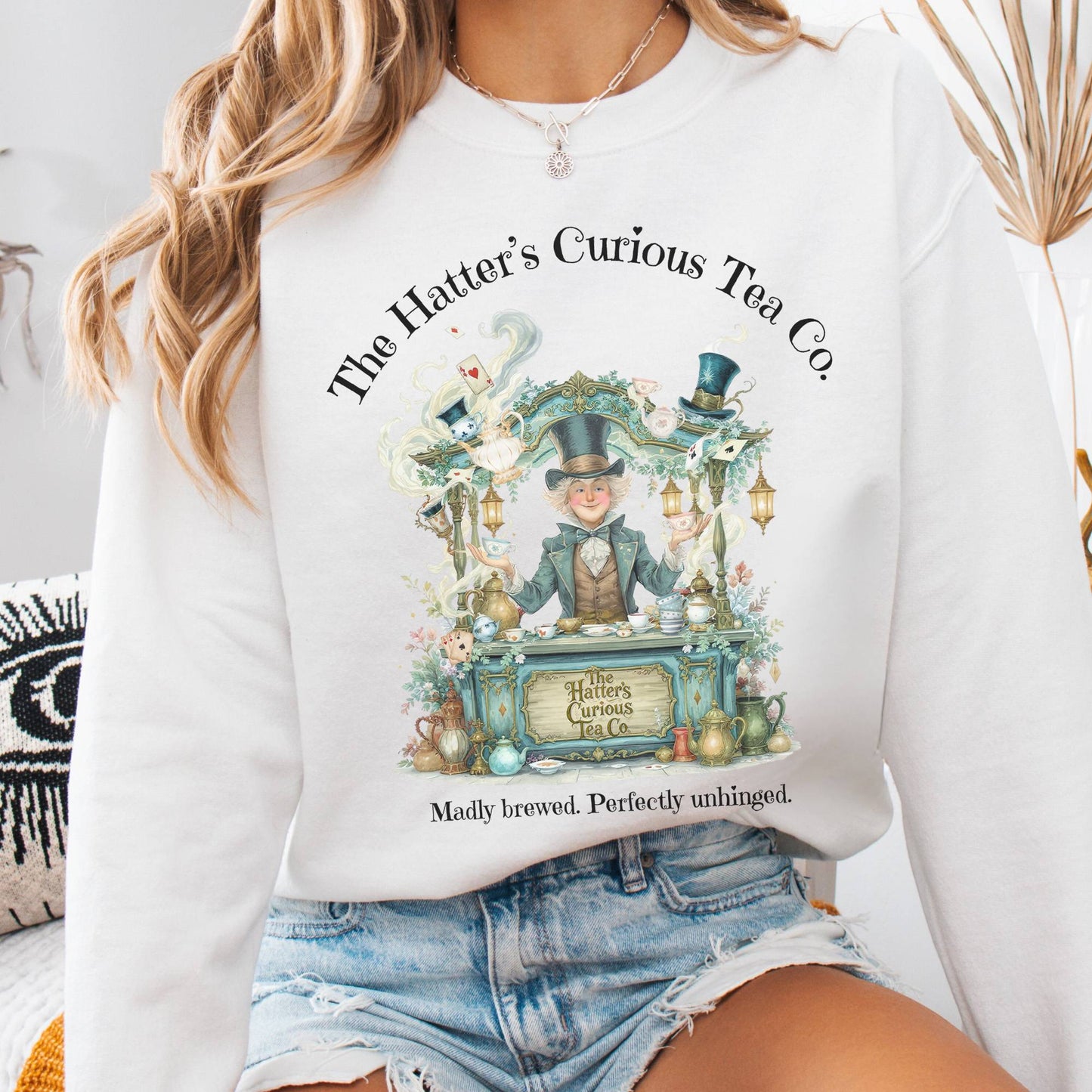 Sweatshirt White / S The Hatters Curious Tea Co Sweatshirt The Mystic Eden
