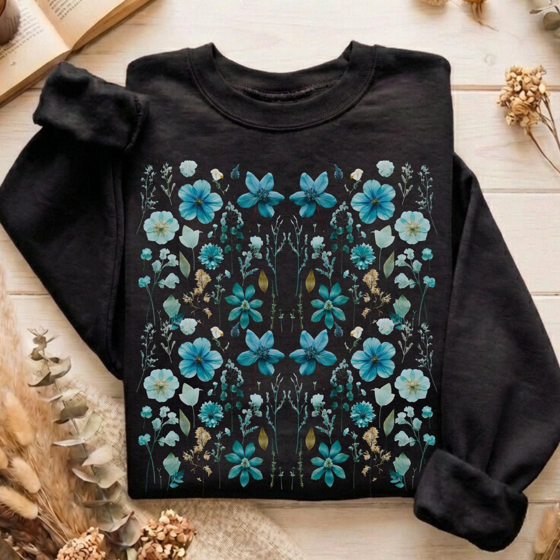 Sweatshirts Black / S Design 2 Crewneck Sweatshirt The Mystic Eden