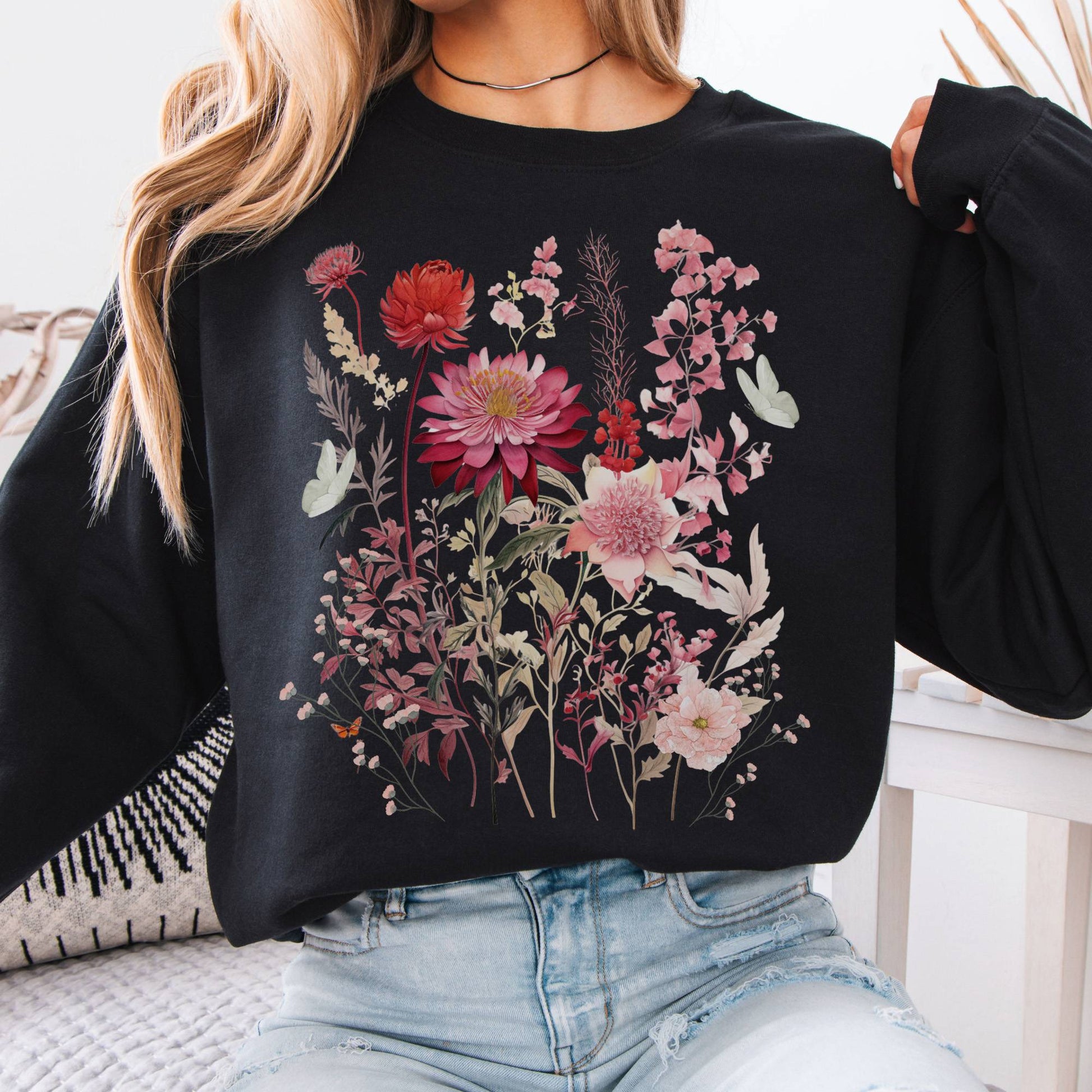 Sweatshirts Design 3 Crewneck Sweatshirt The Mystic Eden