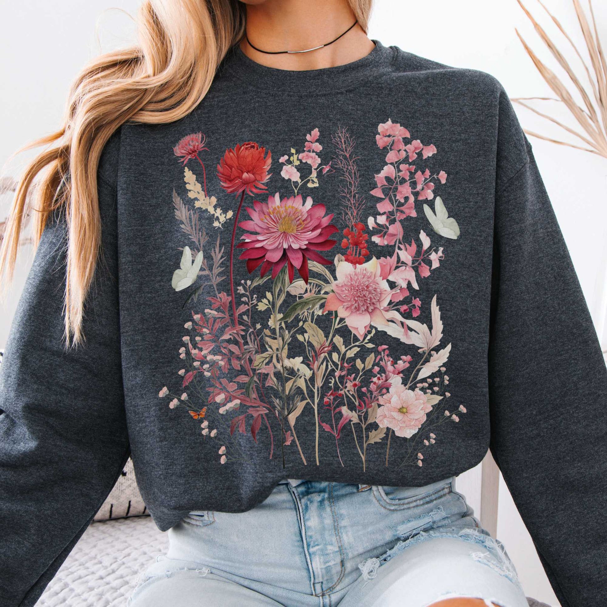 Sweatshirts Design 3 Crewneck Sweatshirt The Mystic Eden