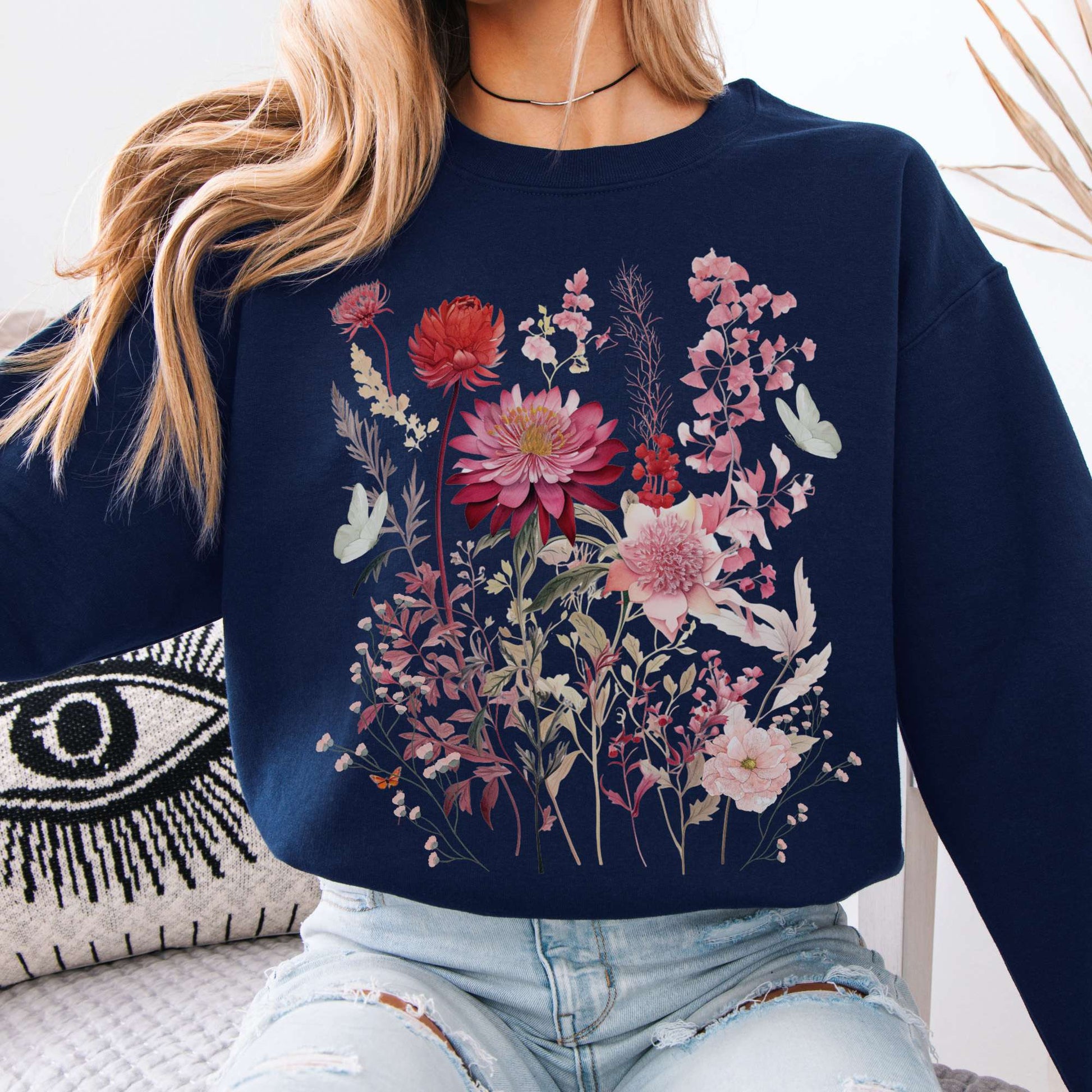 Sweatshirts Design 3 Crewneck Sweatshirt The Mystic Eden
