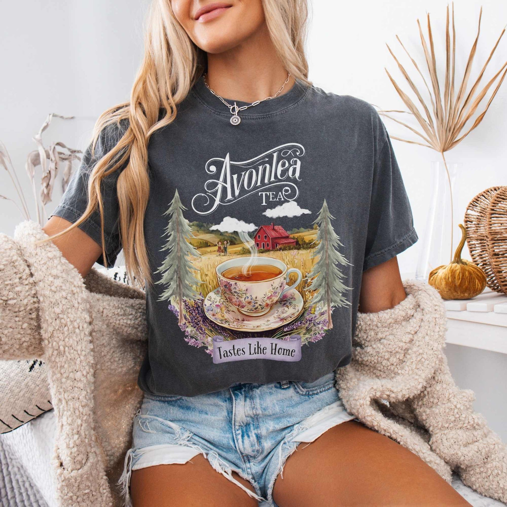 T-Shirt Avonlea Tee Anne of Green Gables Tee The Mystic Eden