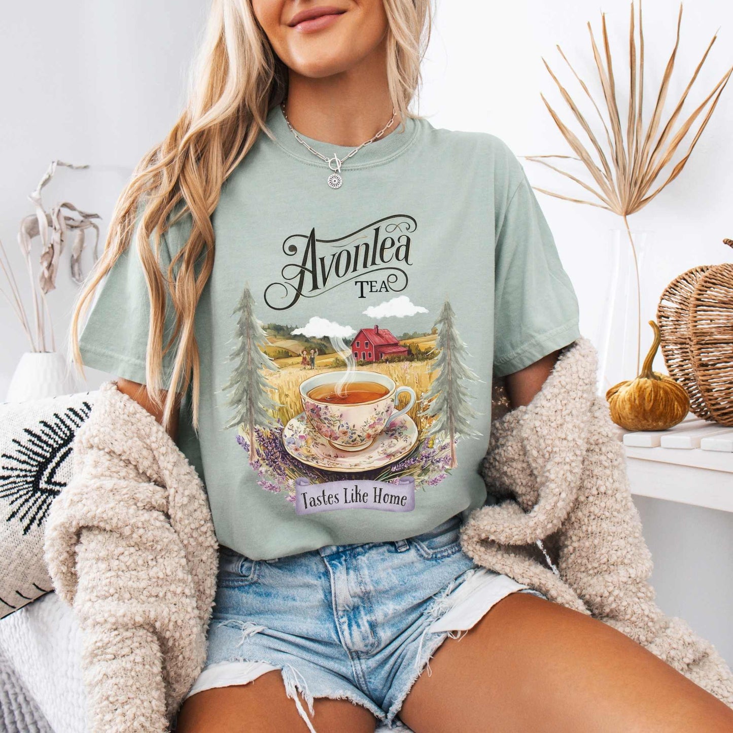 T-Shirt Avonlea Tee Anne of Green Gables Tee The Mystic Eden