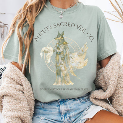 T-Shirt Bay / S Anput's Sacred Veil Co Egyptian Mythology The Mystic Eden
