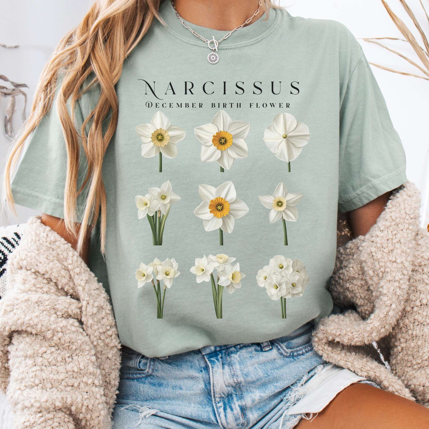 T-Shirt Bay / S Narcissus December Birth Month Flower Shirt The Mystic Eden