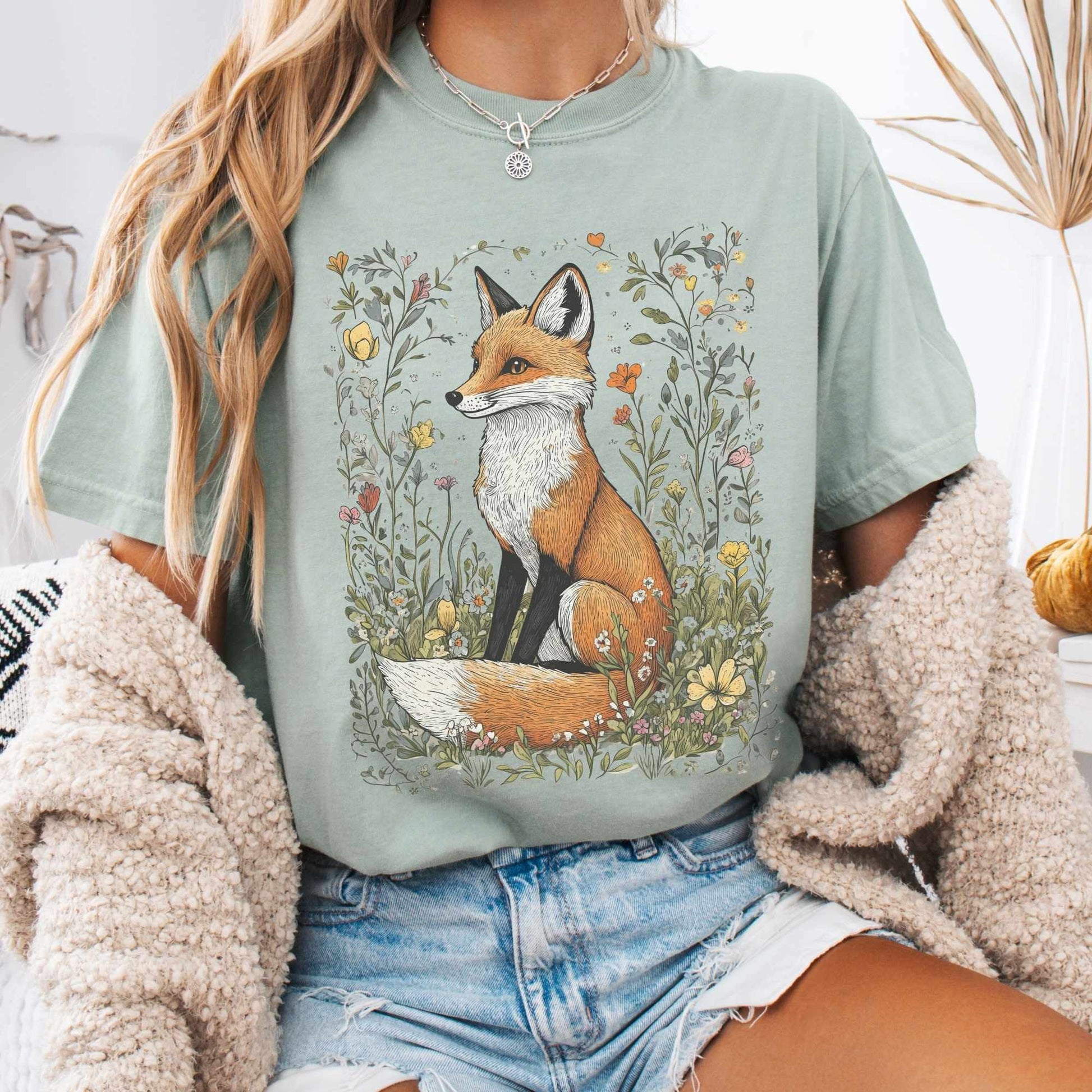 T-Shirt Bay / S Vintage Style Happy Fox Cottagecore Shirt The Mystic Eden