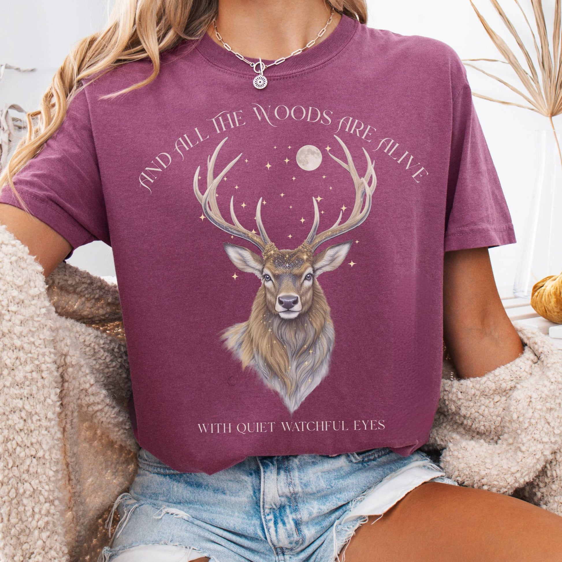 T-Shirt Berry / S All the Woods Are Alive With Watchful Eyes Walter de la Mare Tee The Mystic Eden