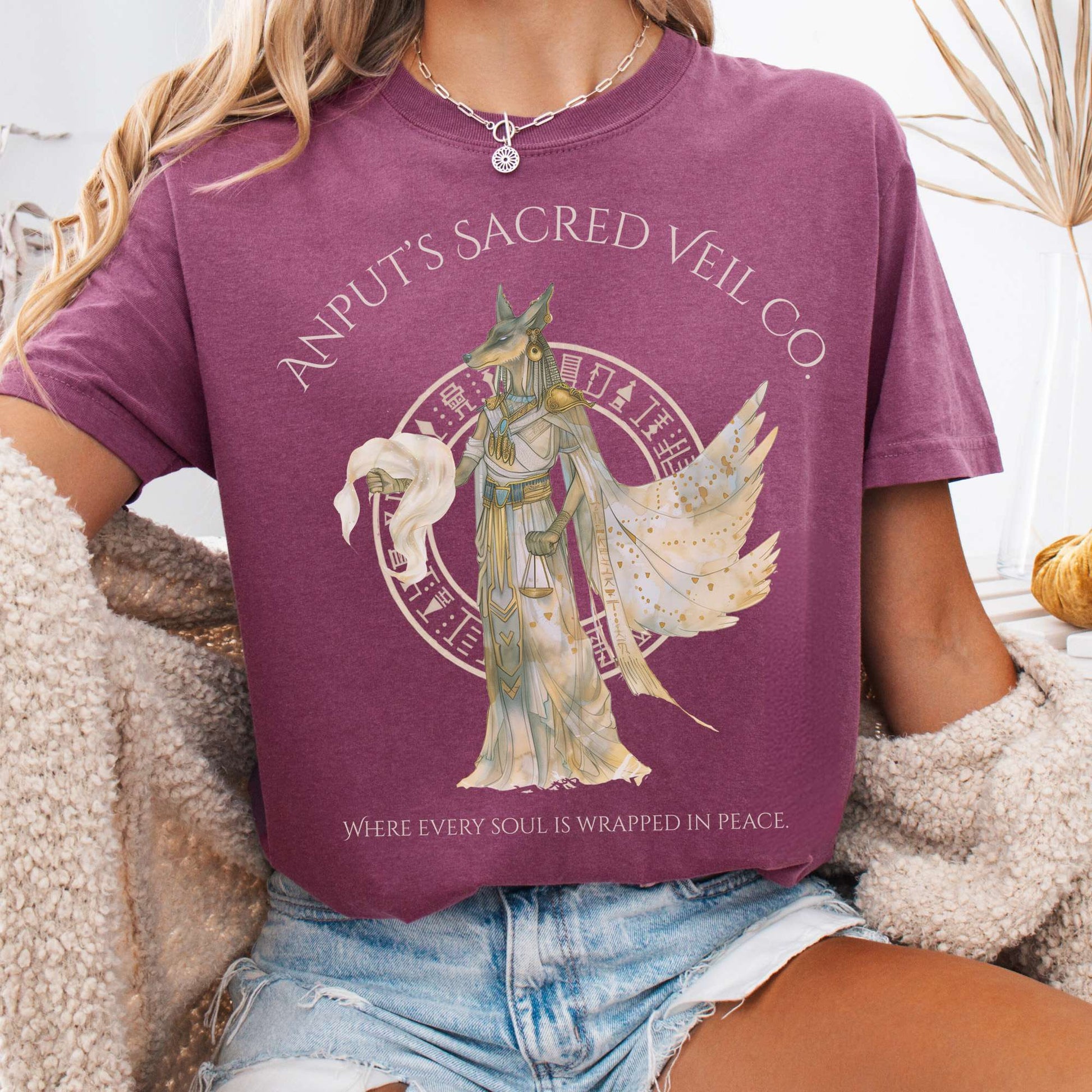 T-Shirt Berry / S Anput's Sacred Veil Co Egyptian Mythology The Mystic Eden
