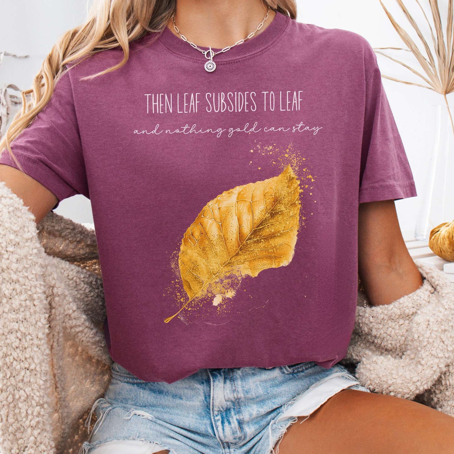 T-Shirt Berry / S Nothing Gold Can Stay Robert Frost Tee The Mystic Eden