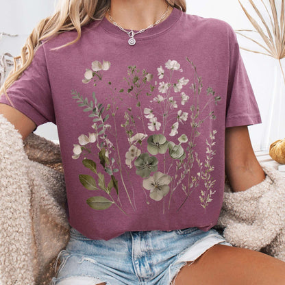 T-Shirt Berry / S Vintage cottagecore sage and white wildflower shirt The Mystic Eden