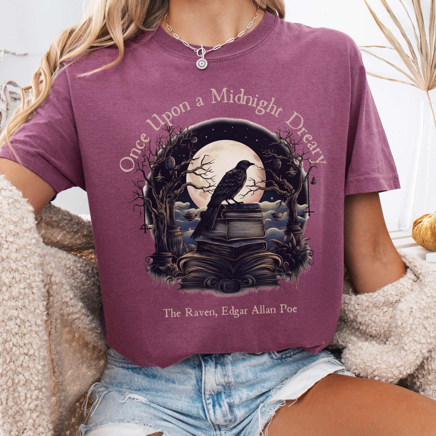 T-Shirt Berry / S Vintage Edgar Allan Poe Shirt - Once upon a midnight dreary The Mystic Eden