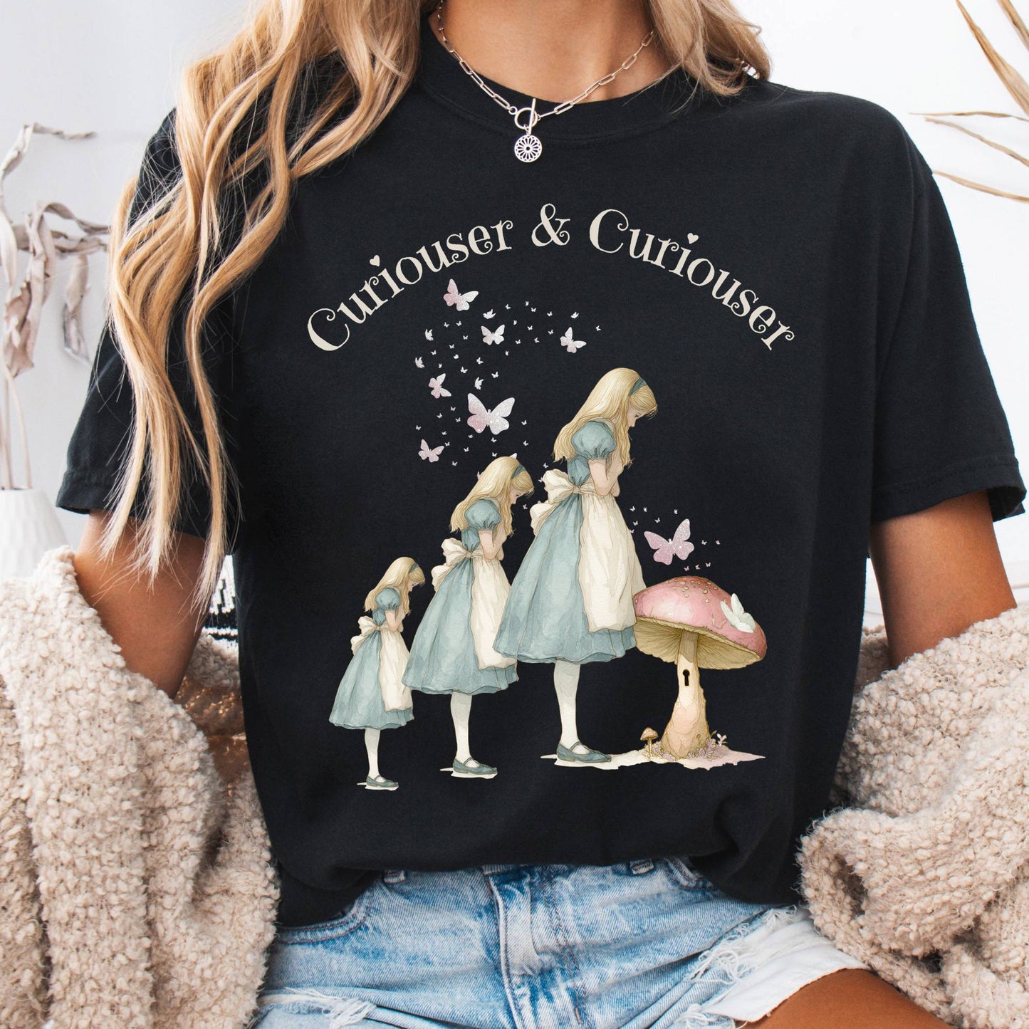 T-Shirt Black / S Curiouser and Curiouser Alice Tee The Mystic Eden