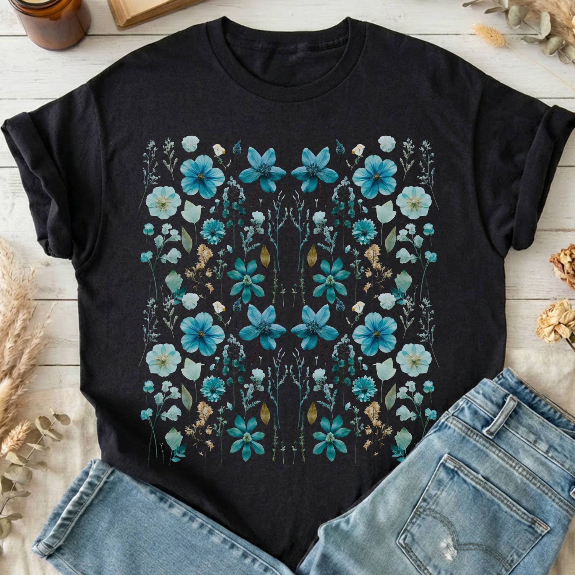 T-Shirt Black / S Design 2 T-Shirt The Mystic Eden