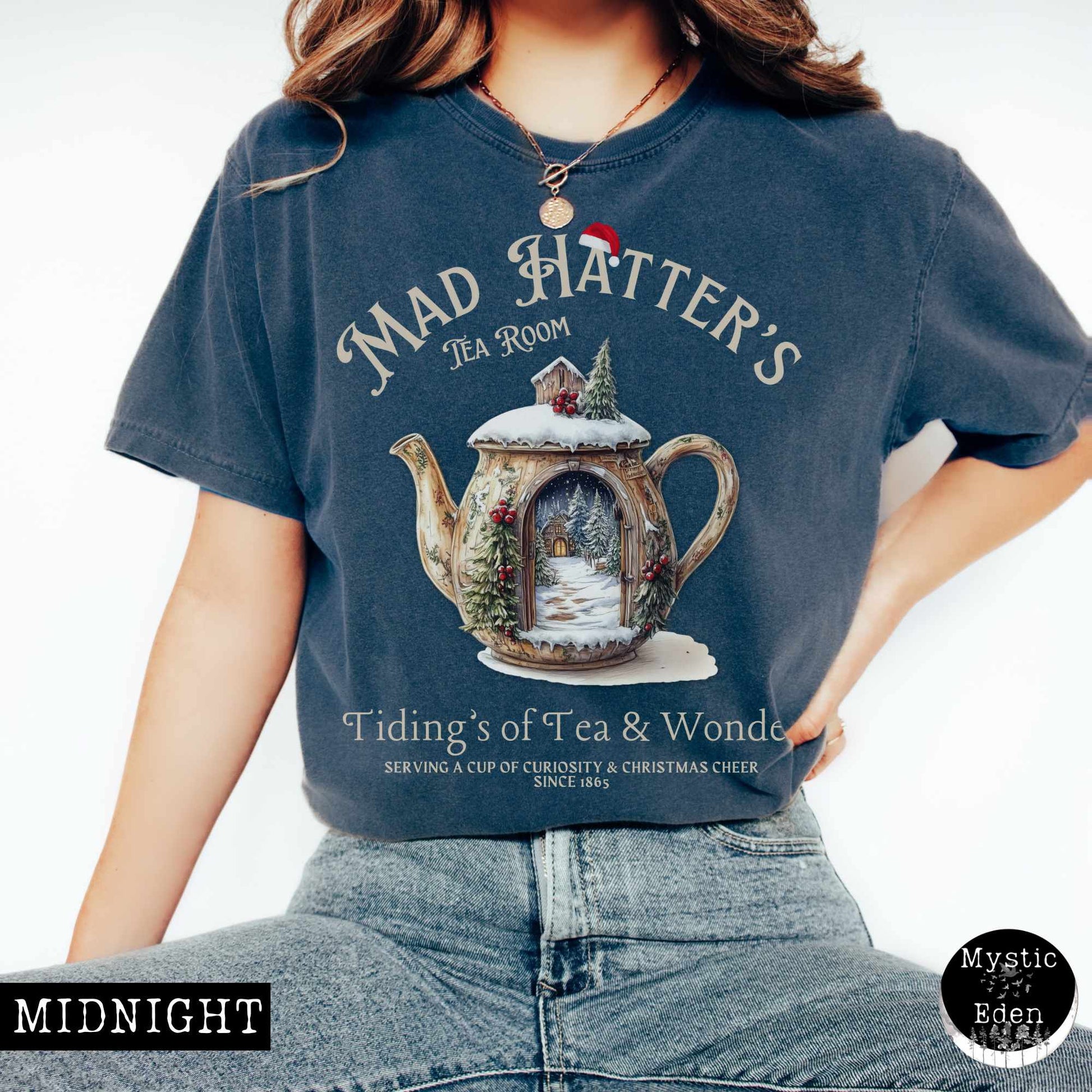 T-Shirt Christmas Vintage Mad Hatter's Tea Room Shirt - Christmas Edition Tee The Mystic Eden