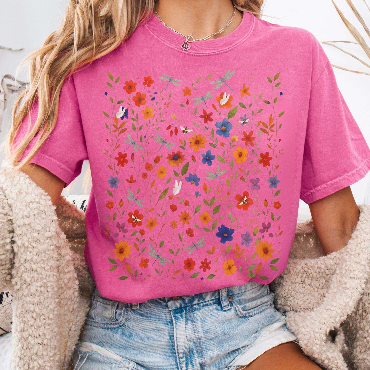T-Shirt Crunchberry / S Dragonfly Meadow T-Shirt – Whimsical Floral Tee The Mystic Eden