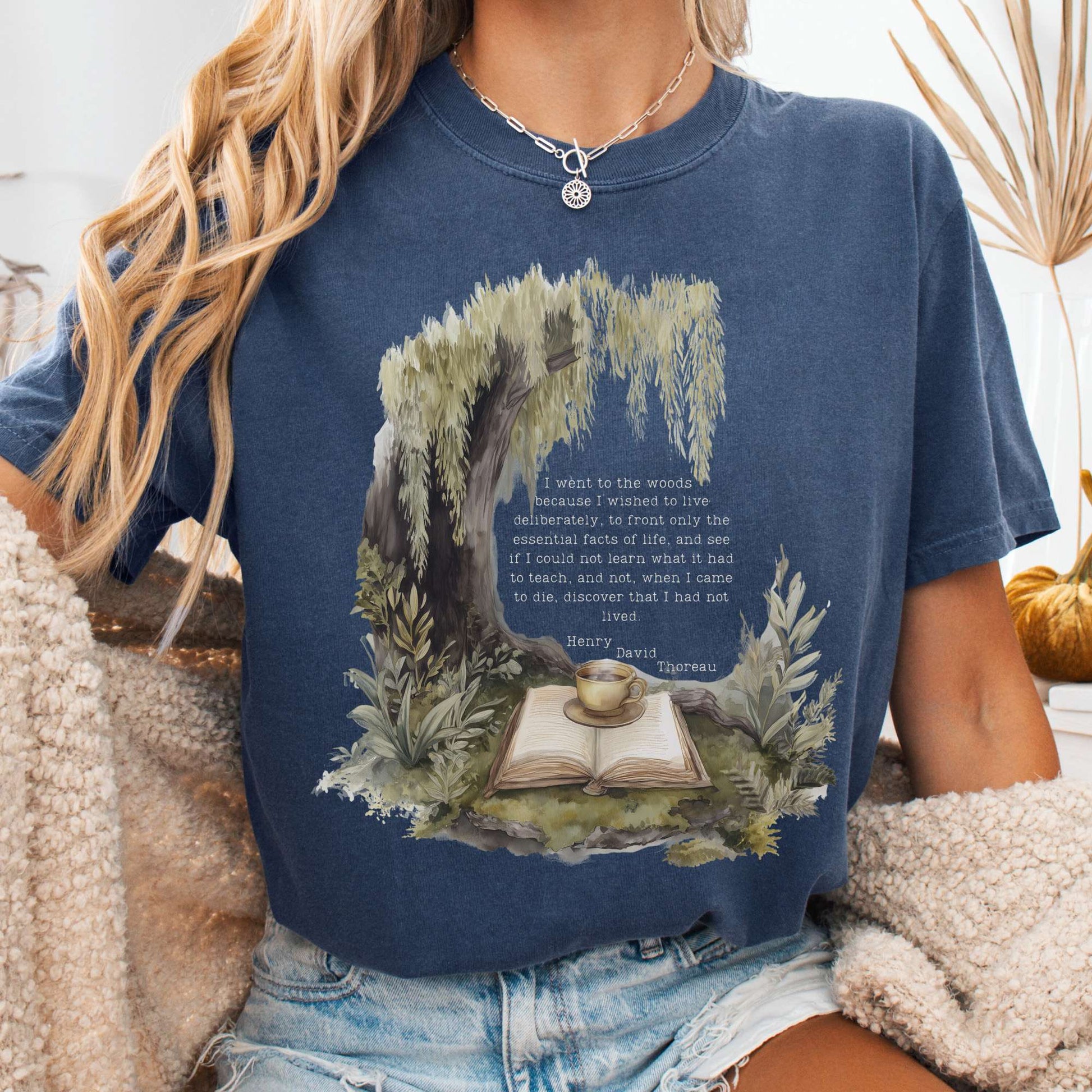 T-Shirt Denim / S I Went to the Woods Henry David Thoreau Tee The Mystic Eden