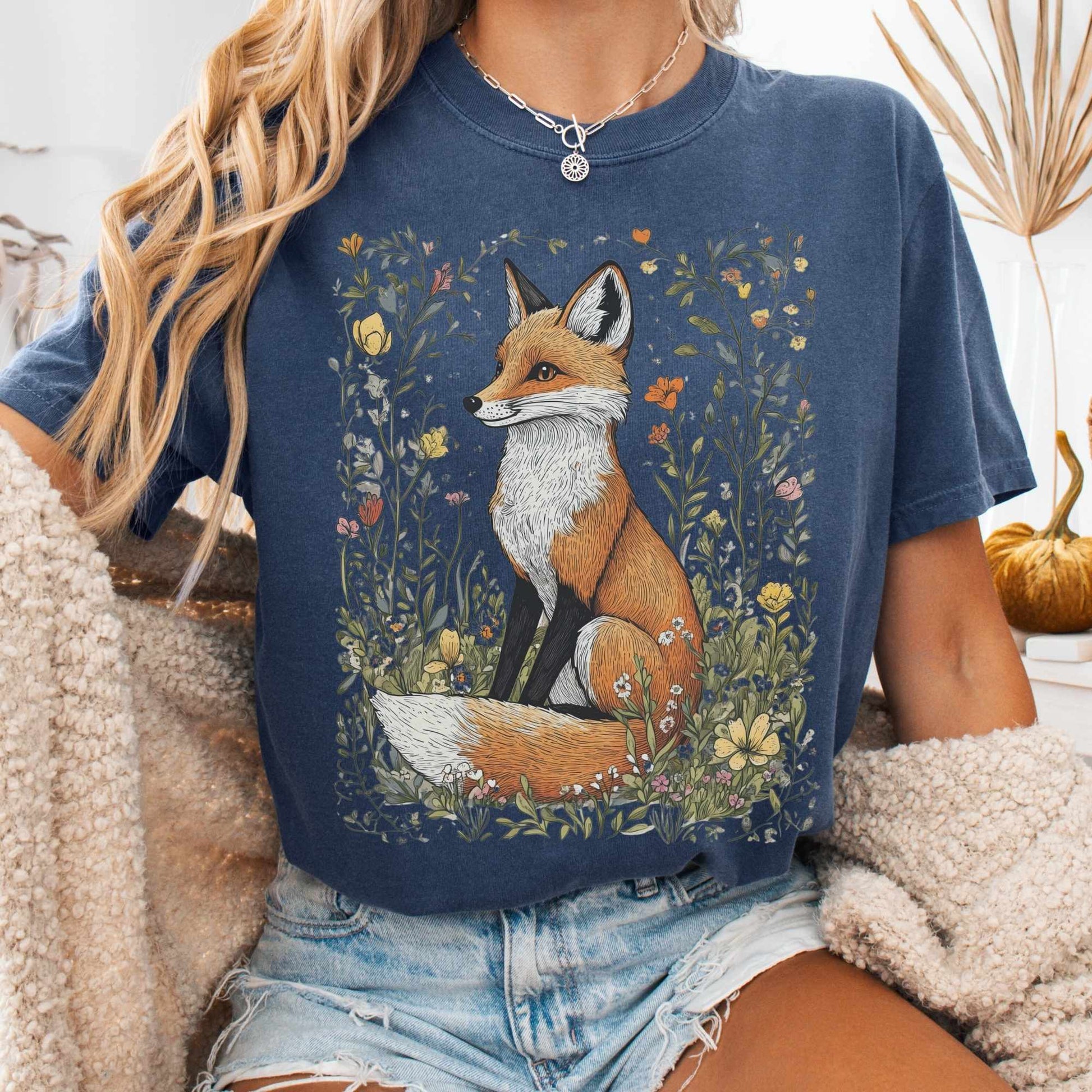 T-Shirt Denim / S Vintage Style Happy Fox Cottagecore Shirt The Mystic Eden