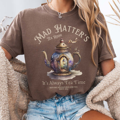 T-Shirt Espresso / S It's Alway's Tea Time - Mad Hatters Tea Room Shirt The Mystic Eden