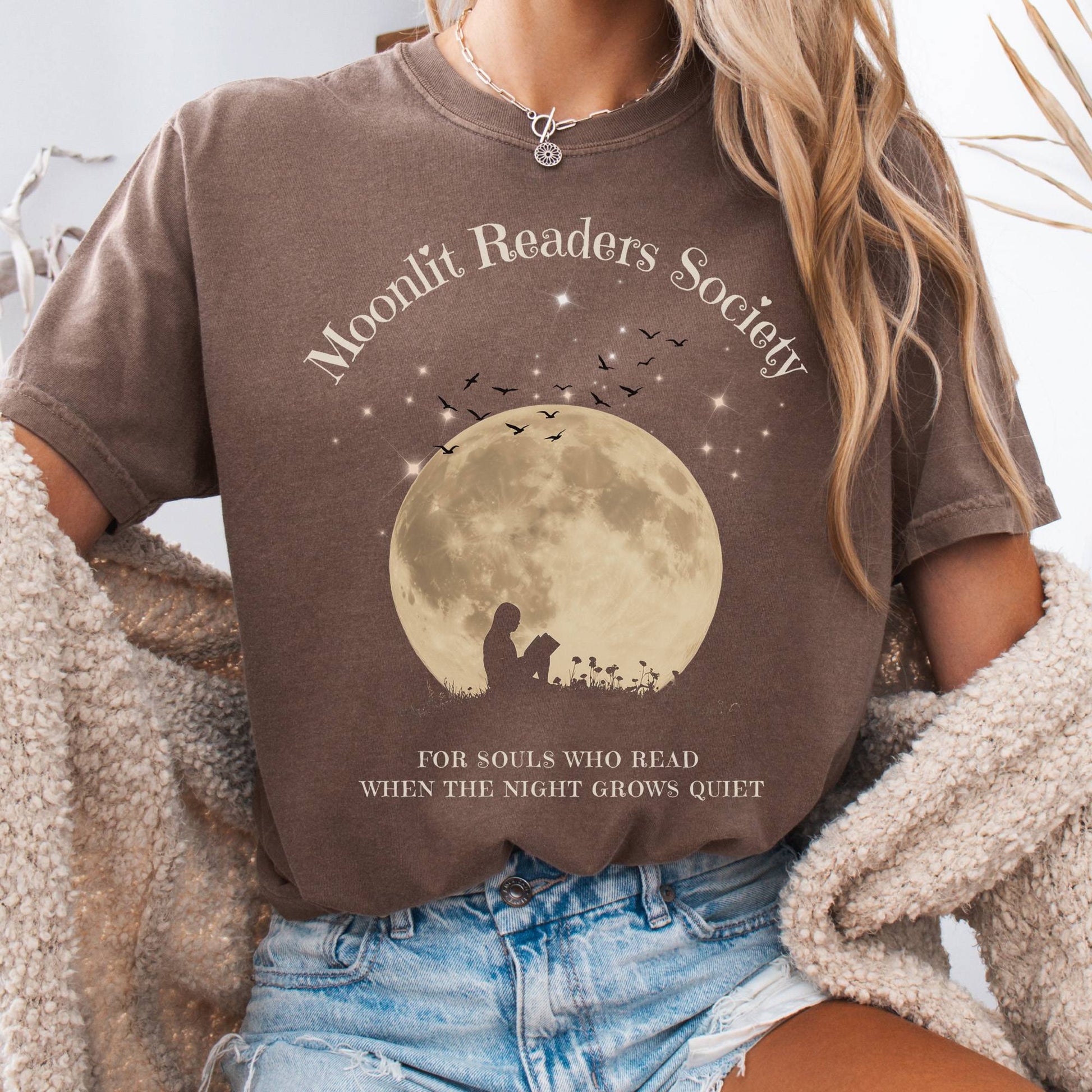 T-Shirt Espresso / S Moonlit Readers Society Tee The Mystic Eden