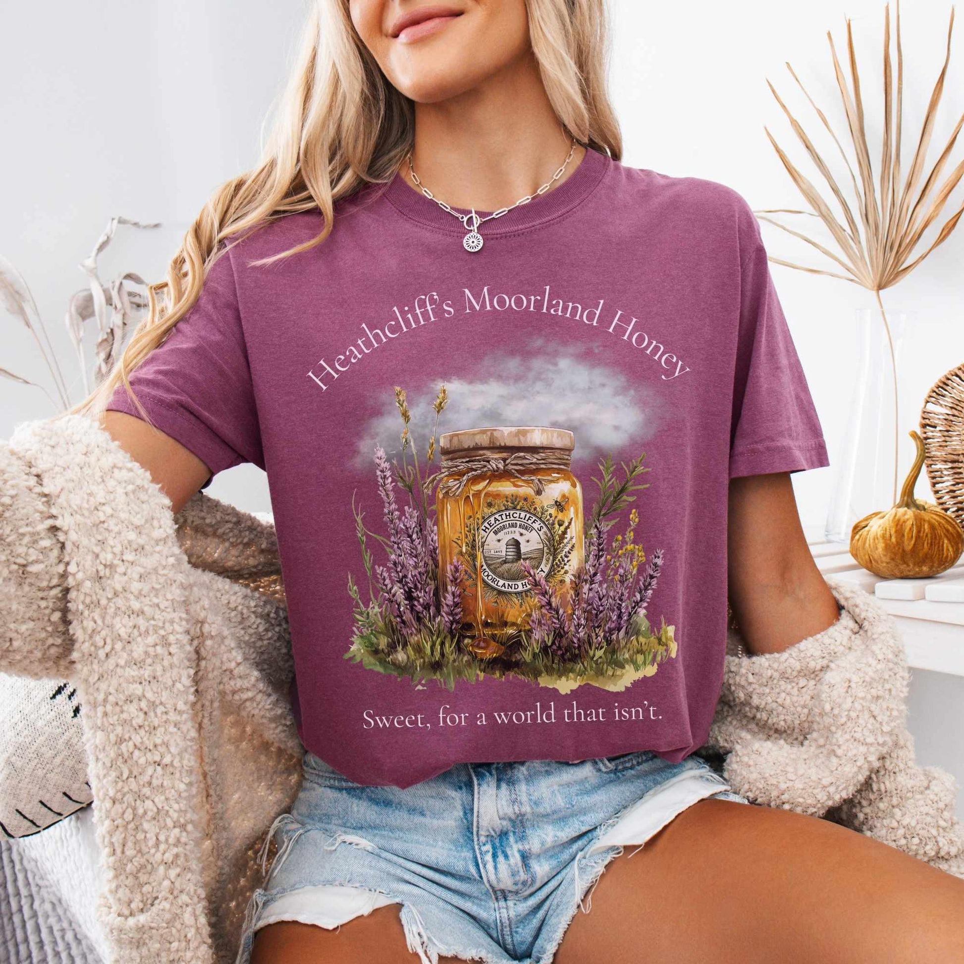 T-Shirt Heathcliff's Moorland Honey Tee The Mystic Eden
