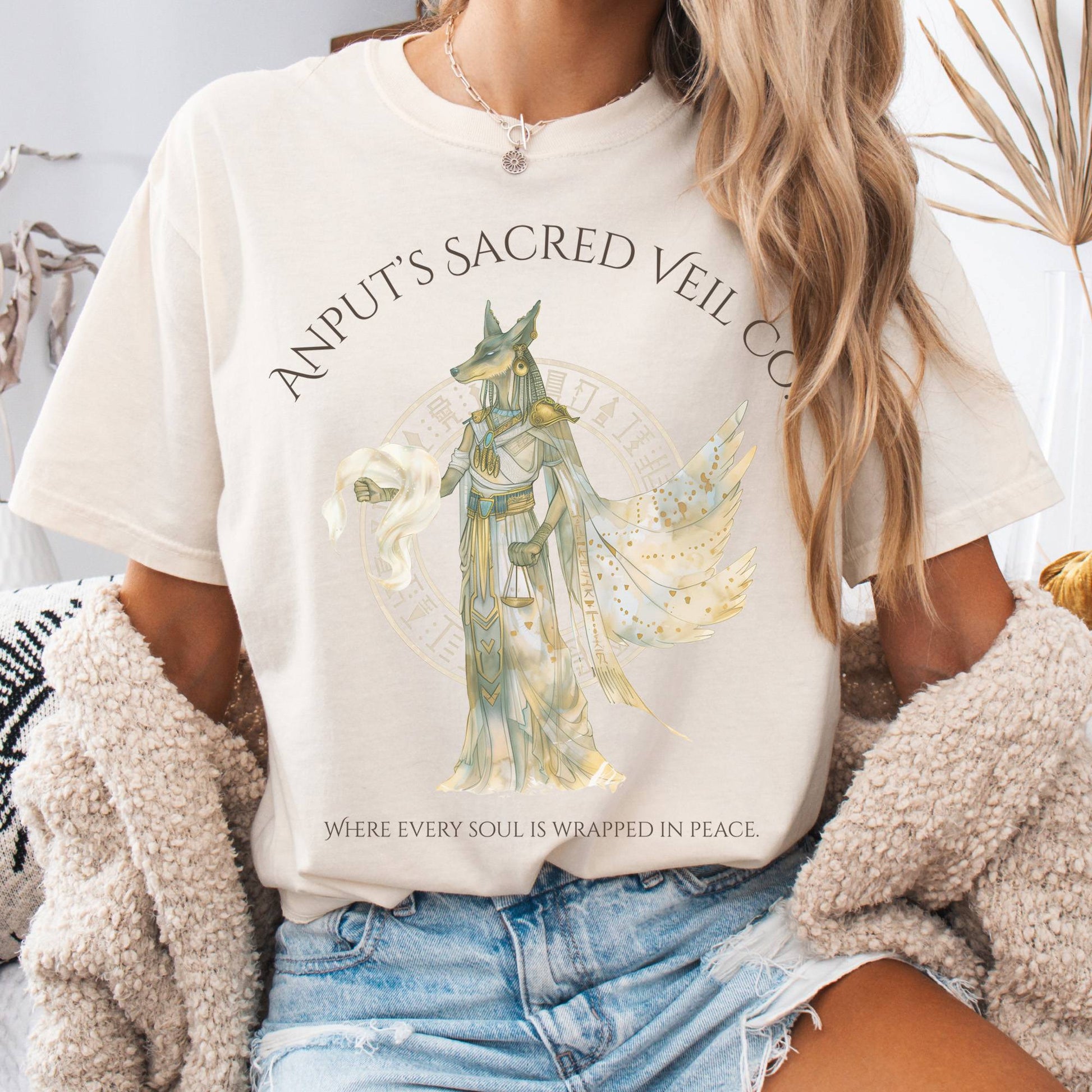 T-Shirt Ivory / S Anput's Sacred Veil Co Egyptian Mythology The Mystic Eden
