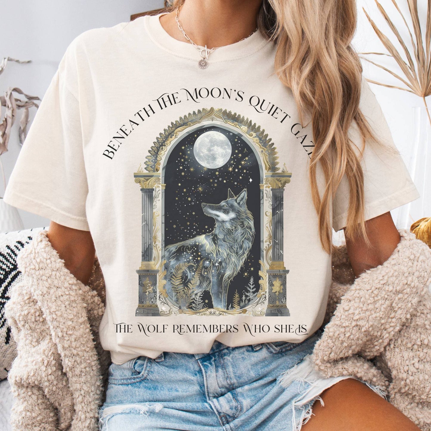 T-Shirt Ivory / S Beneath The Moon The Wolf Remembers Who She Is Tee The Mystic Eden