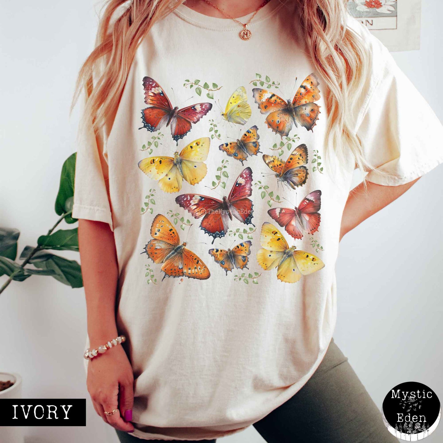T-Shirt Ivory / S Bright Butterflies Cottagecore T-shirt The Mystic Eden