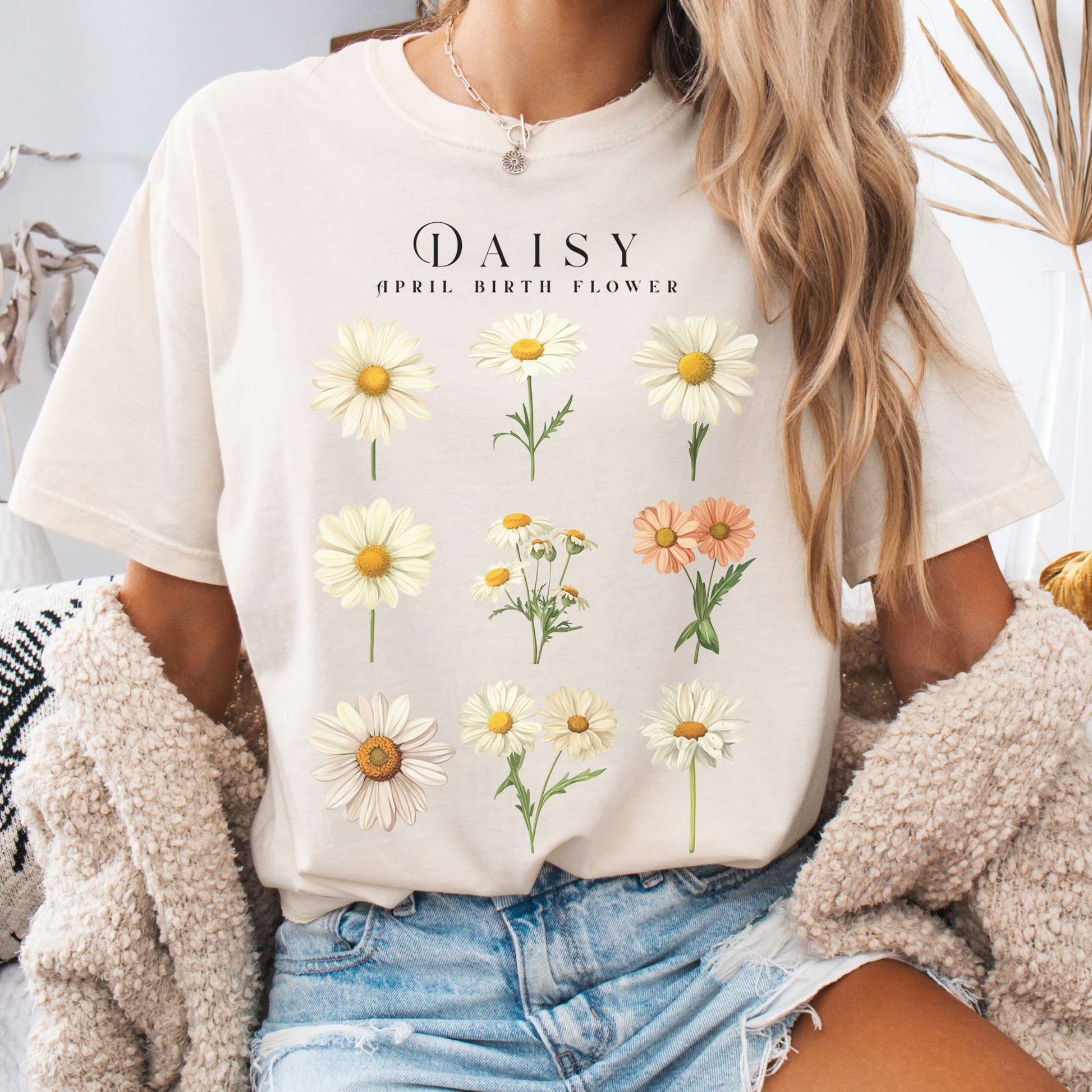 T-Shirt Ivory / S Daisy April Birth Month Flower Shirt The Mystic Eden