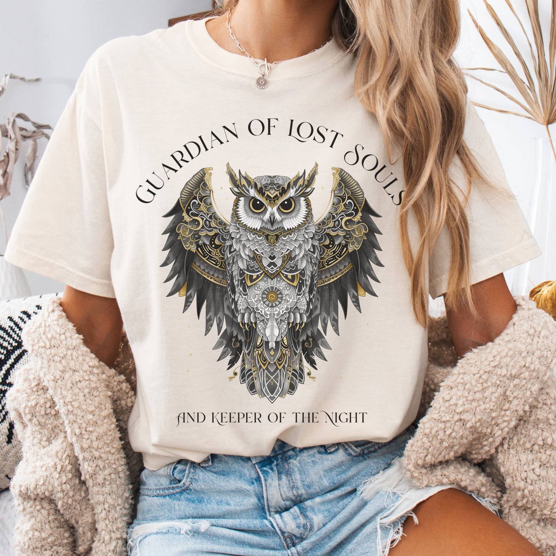 T-Shirt Ivory / S Guardian of Lost Souls Mythic Owl Tee The Mystic Eden