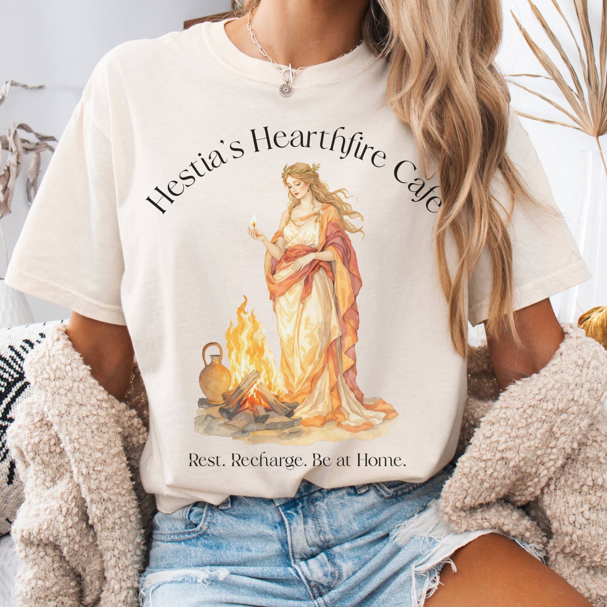 T-Shirt Ivory / S Hestia’s Hearthfire Café Mythology Tee The Mystic Eden