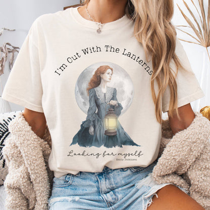 T-Shirt Ivory / S I'm Out With The Lanterns Looking For Myself Emily Dickinson Tee The Mystic Eden