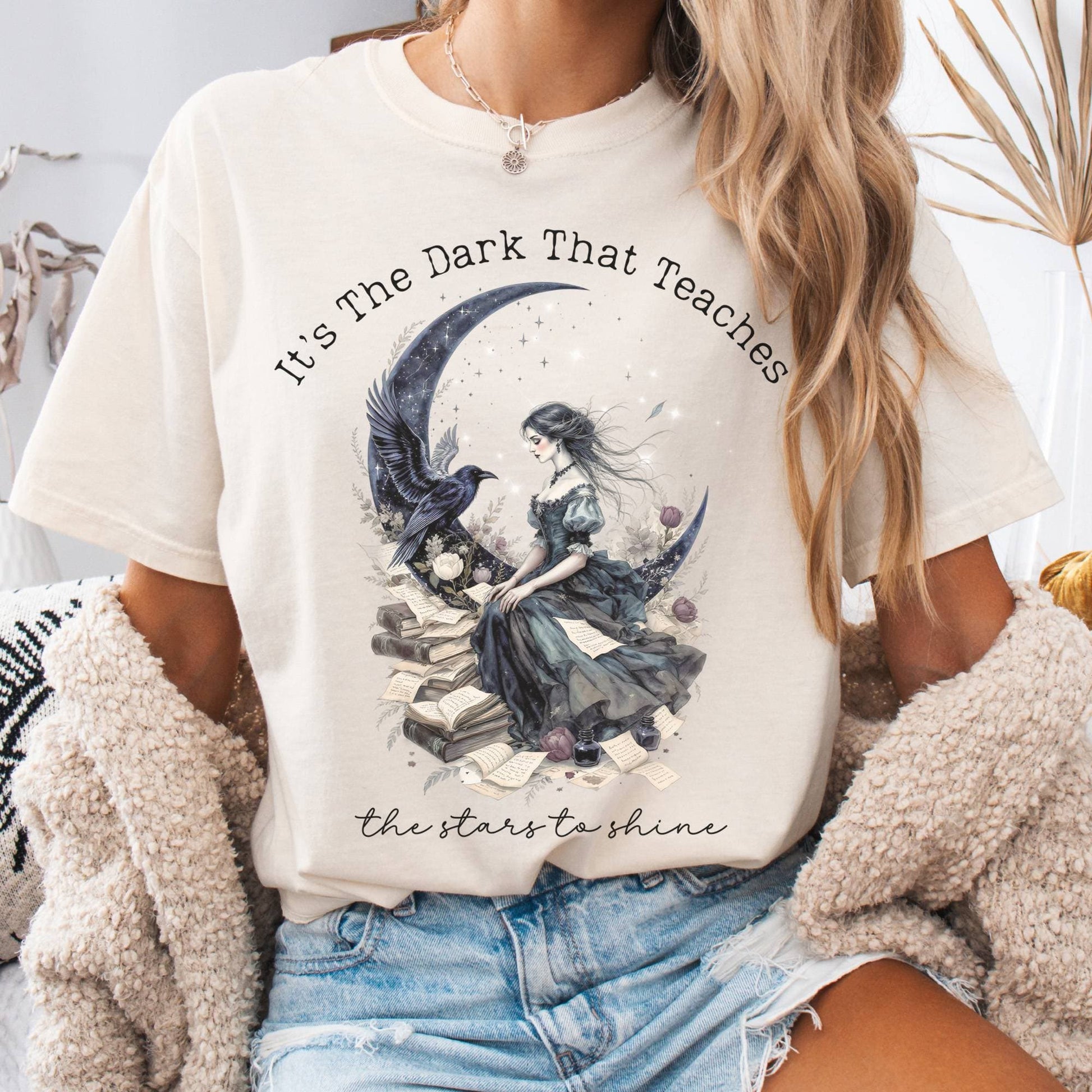 T-Shirt Ivory / S It's the Dark That Teaches the Stars to Shine Poe Inspired Tee The Mystic Eden