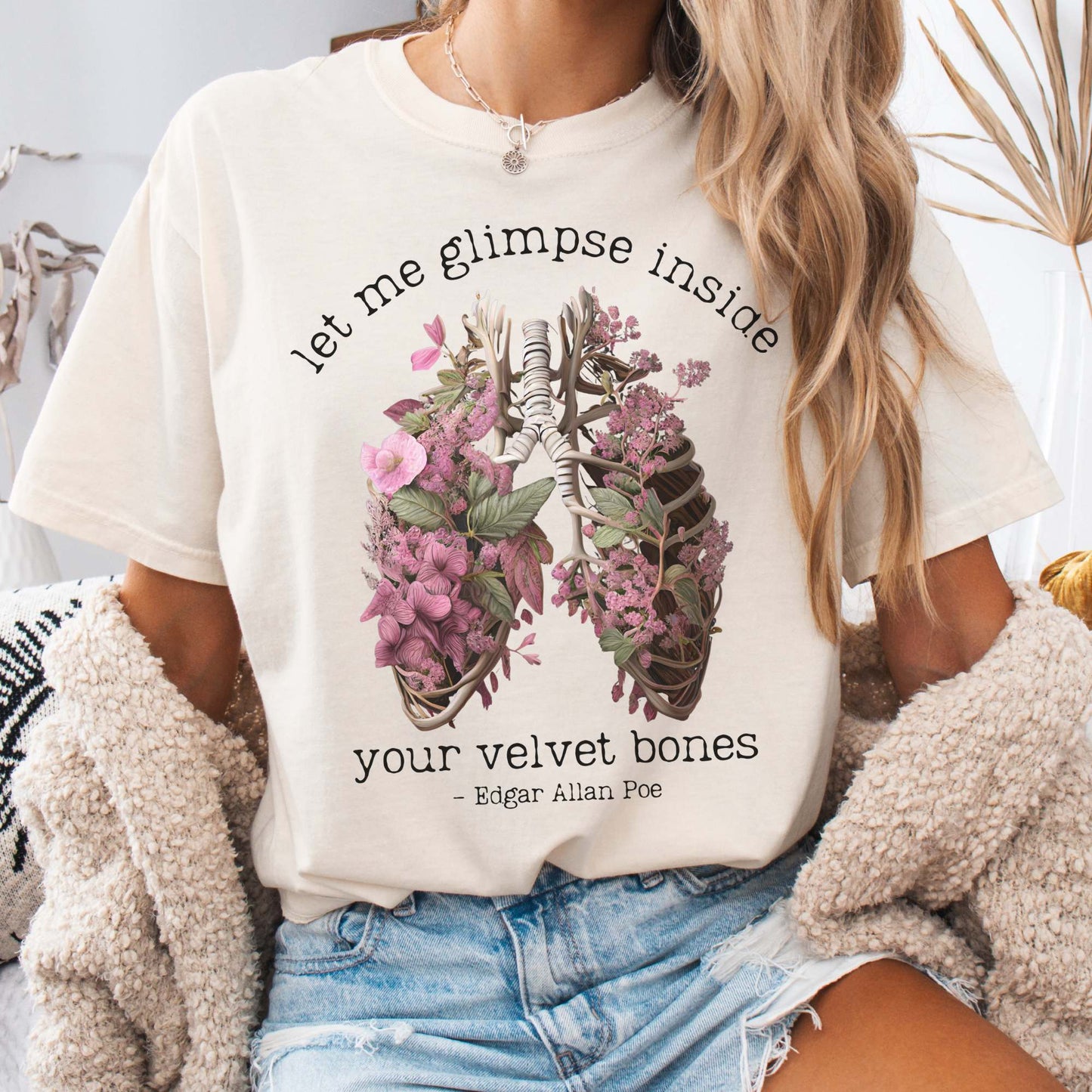 T-Shirt Ivory / S Poe shirt let me glimpse inside your velvet bones shirt The Mystic Eden