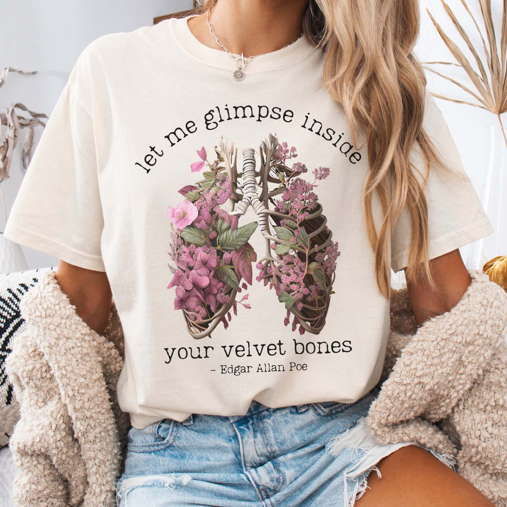 T-Shirt Ivory / S Poe shirt let me glimpse inside your velvet bones shirt The Mystic Eden