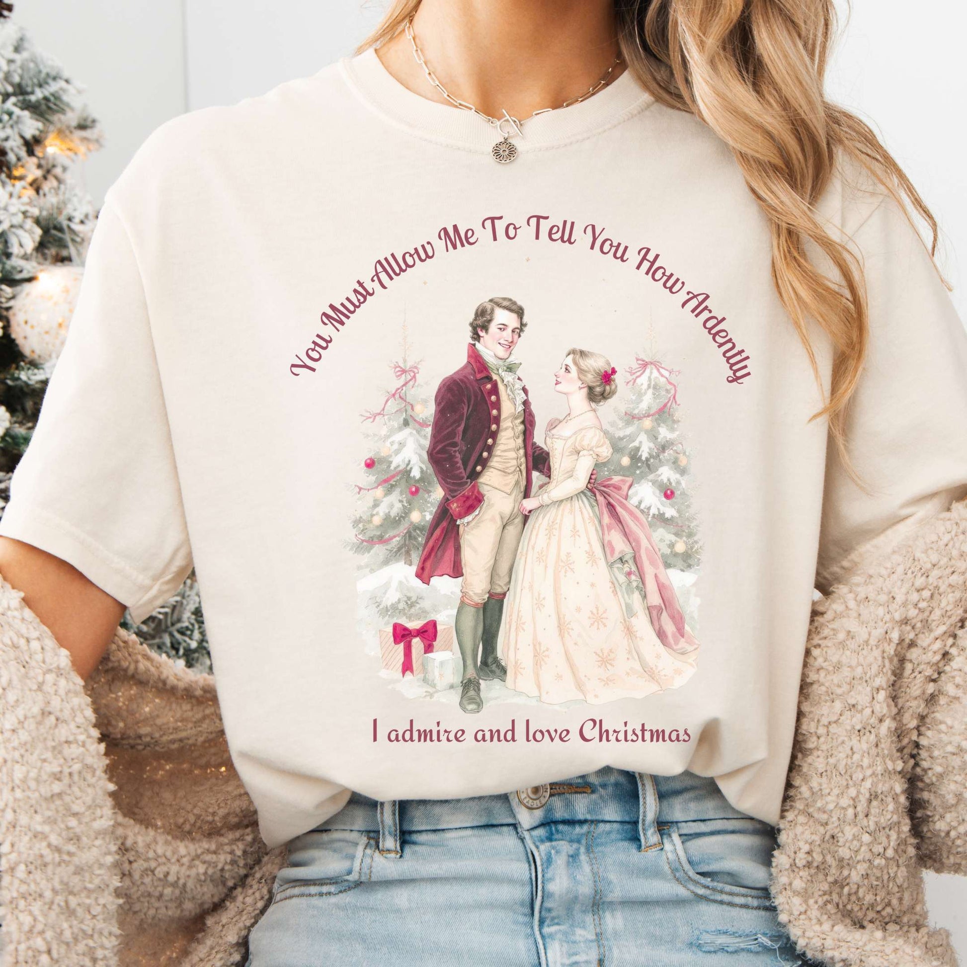 T-Shirt Ivory / S Pride & Prejudice Christmas Tee The Mystic Eden