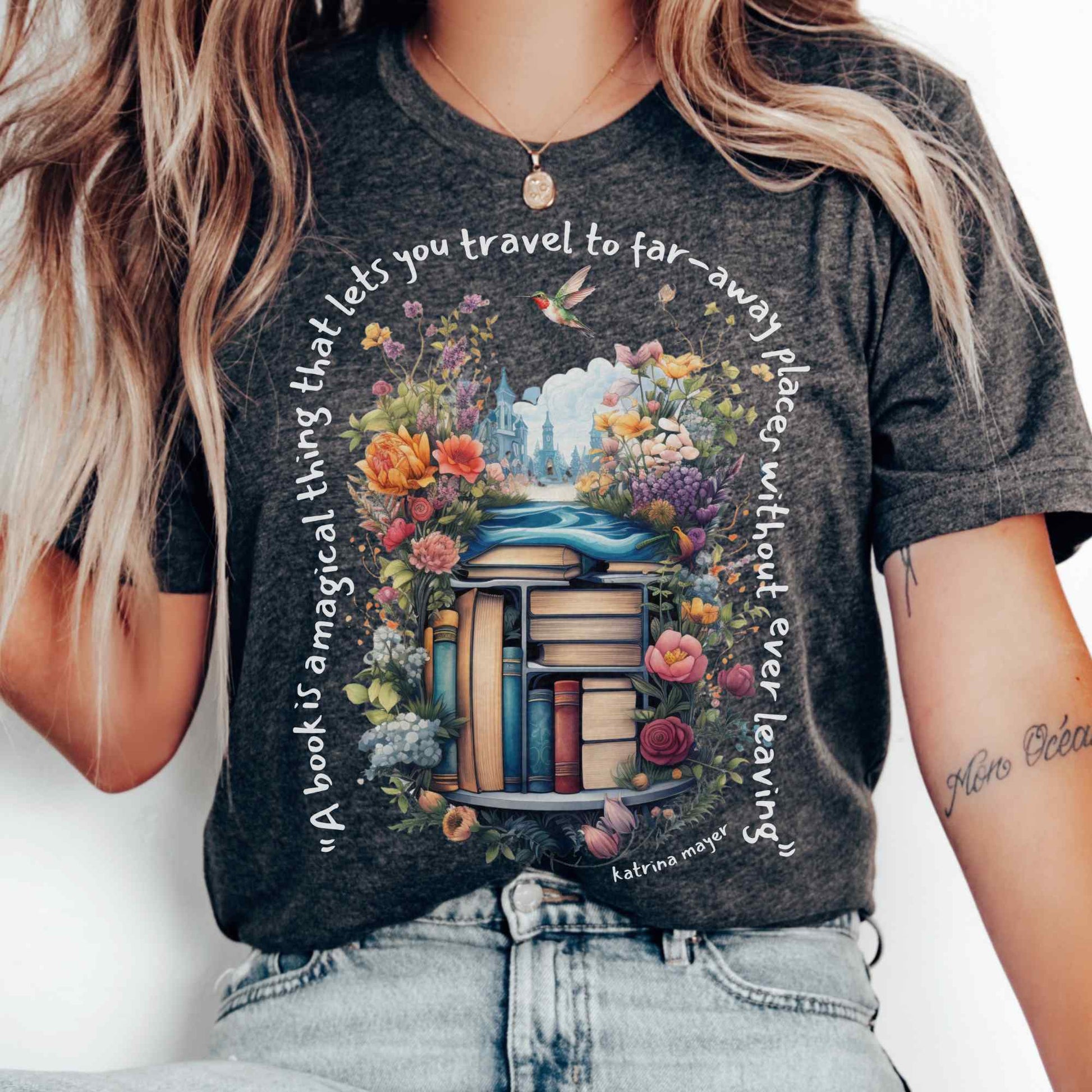 T-Shirt Magical book shirt The Mystic Eden