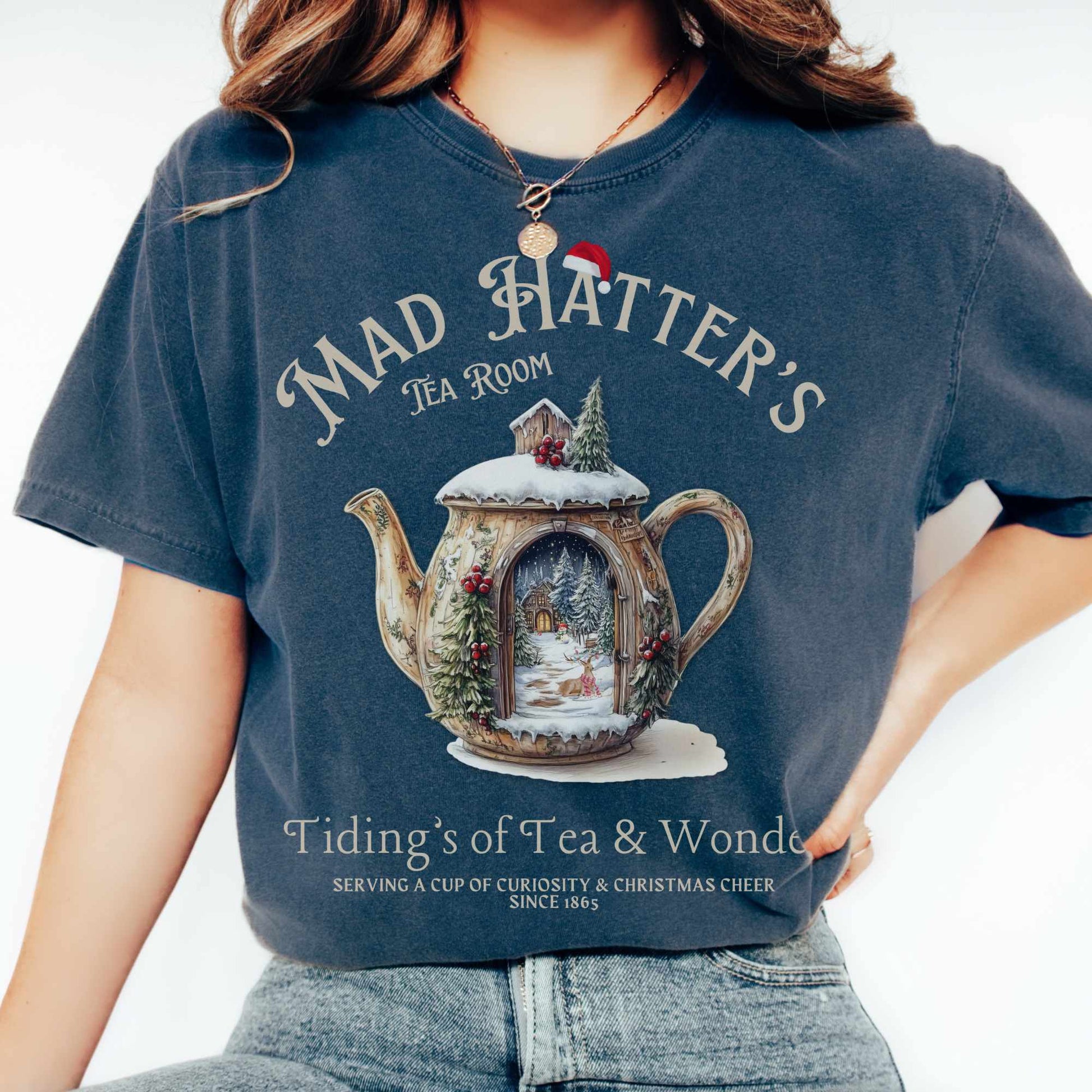 T-Shirt Midnight / S Christmas Vintage Mad Hatter's Tea Room Shirt - Christmas Edition Tee The Mystic Eden