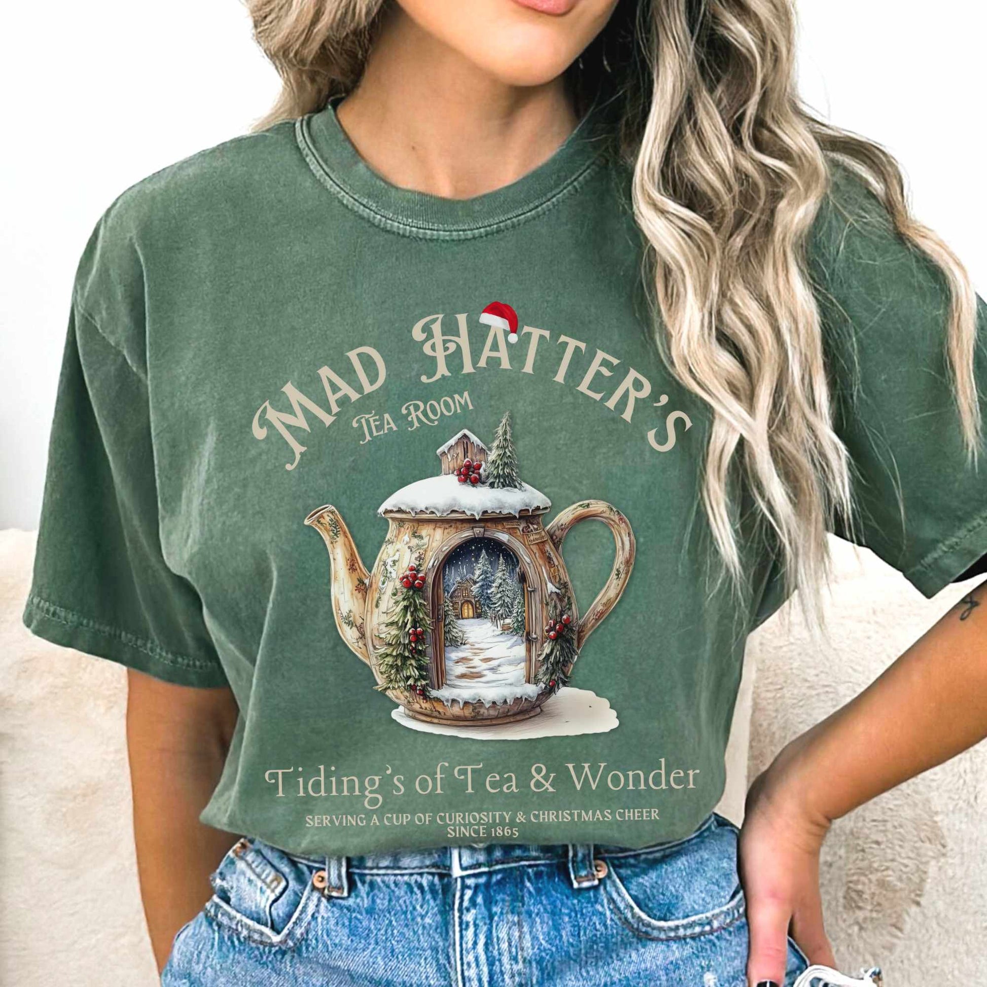 T-Shirt Moss / S Christmas Vintage Mad Hatter's Tea Room Shirt - Christmas Edition Tee The Mystic Eden