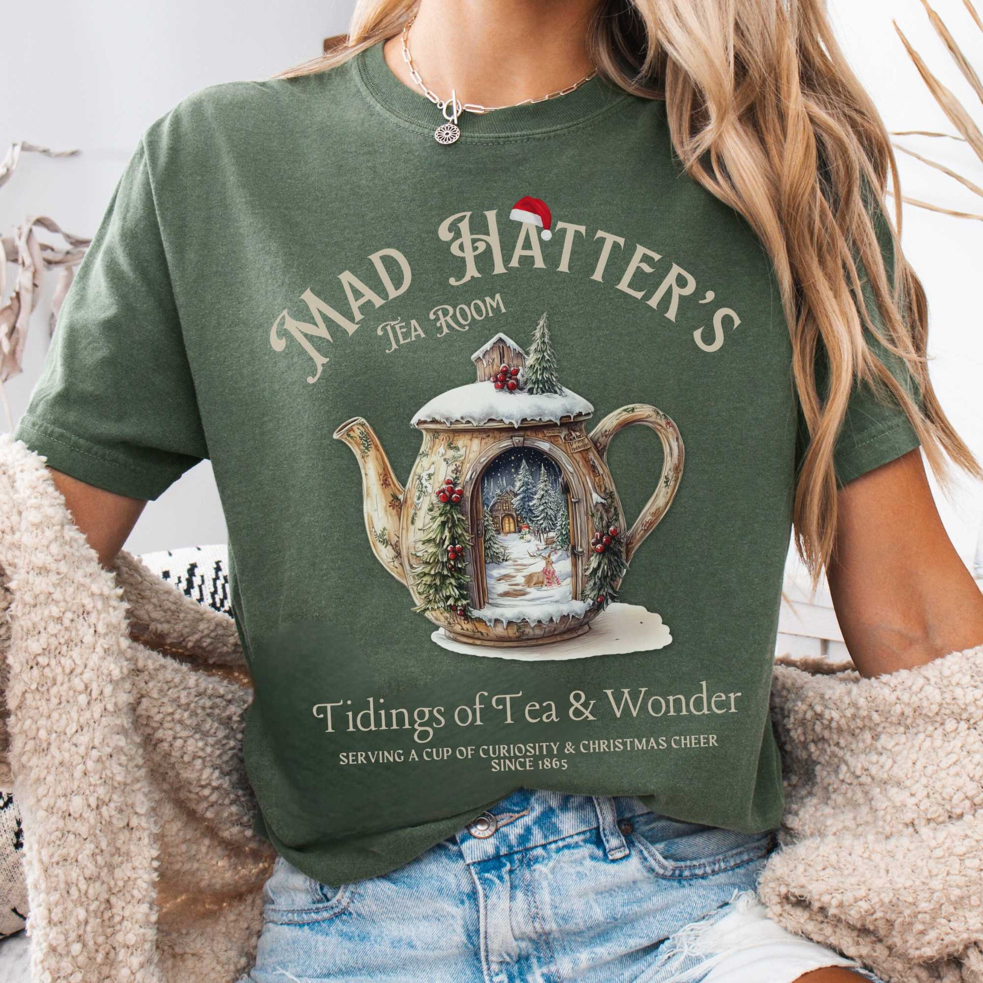 T-Shirt Moss / S Christmas Vintage Mad Hatter's Tea Room Shirt - Christmas Edition Tee The Mystic Eden