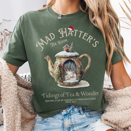 T-Shirt Moss / S Christmas Vintage Mad Hatter's Tea Room Shirt - Christmas Edition Tee The Mystic Eden