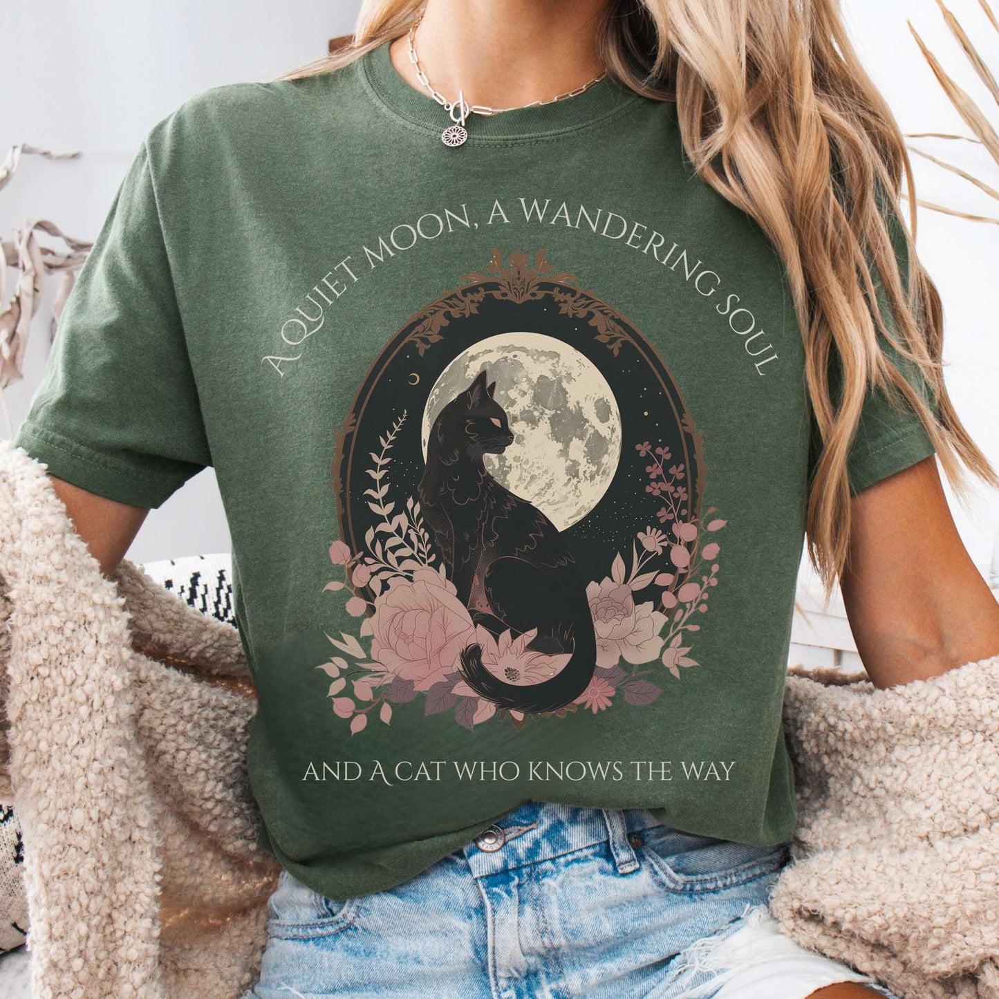 T-Shirt Moss / S The Cat Who Knows The Way Poetry Tee The Mystic Eden