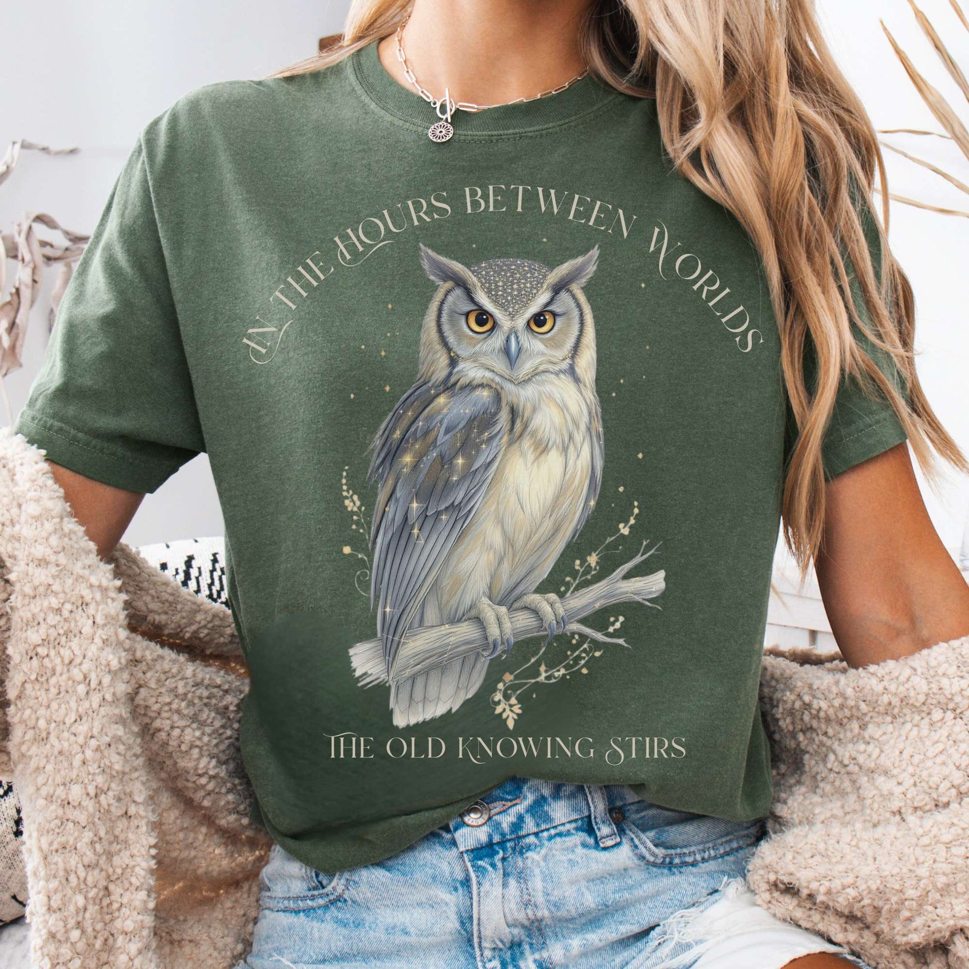 T-Shirt Moss / S The Old Knowing Stirs Mystical Owl Tee The Mystic Eden