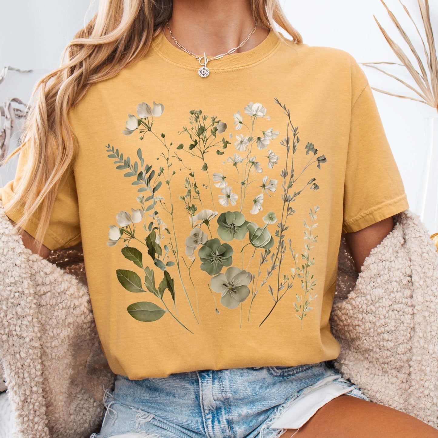 T-Shirt Mustard / S Vintage cottagecore sage and white wildflower shirt The Mystic Eden