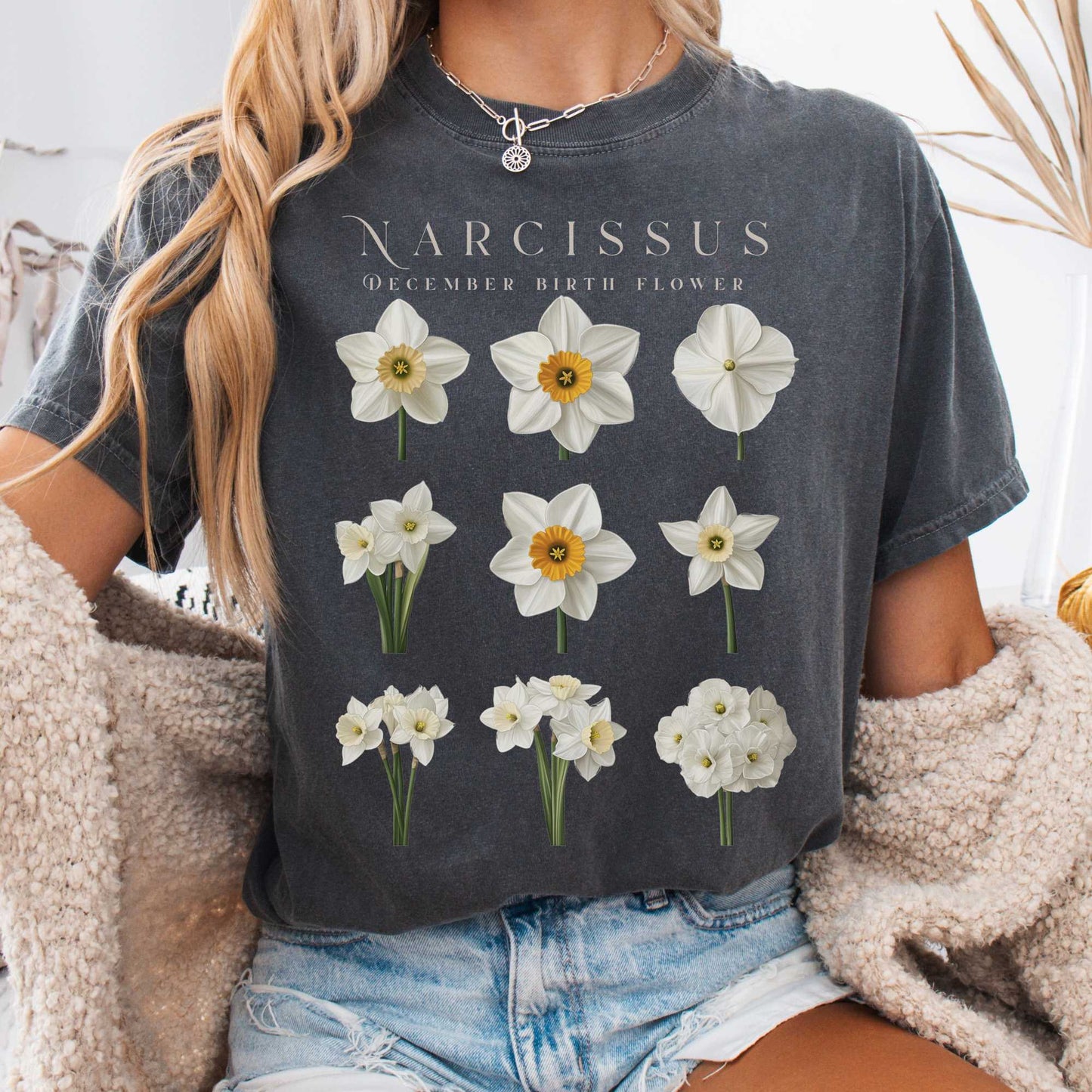 T-Shirt Pepper / S Narcissus December Birth Month Flower Shirt The Mystic Eden