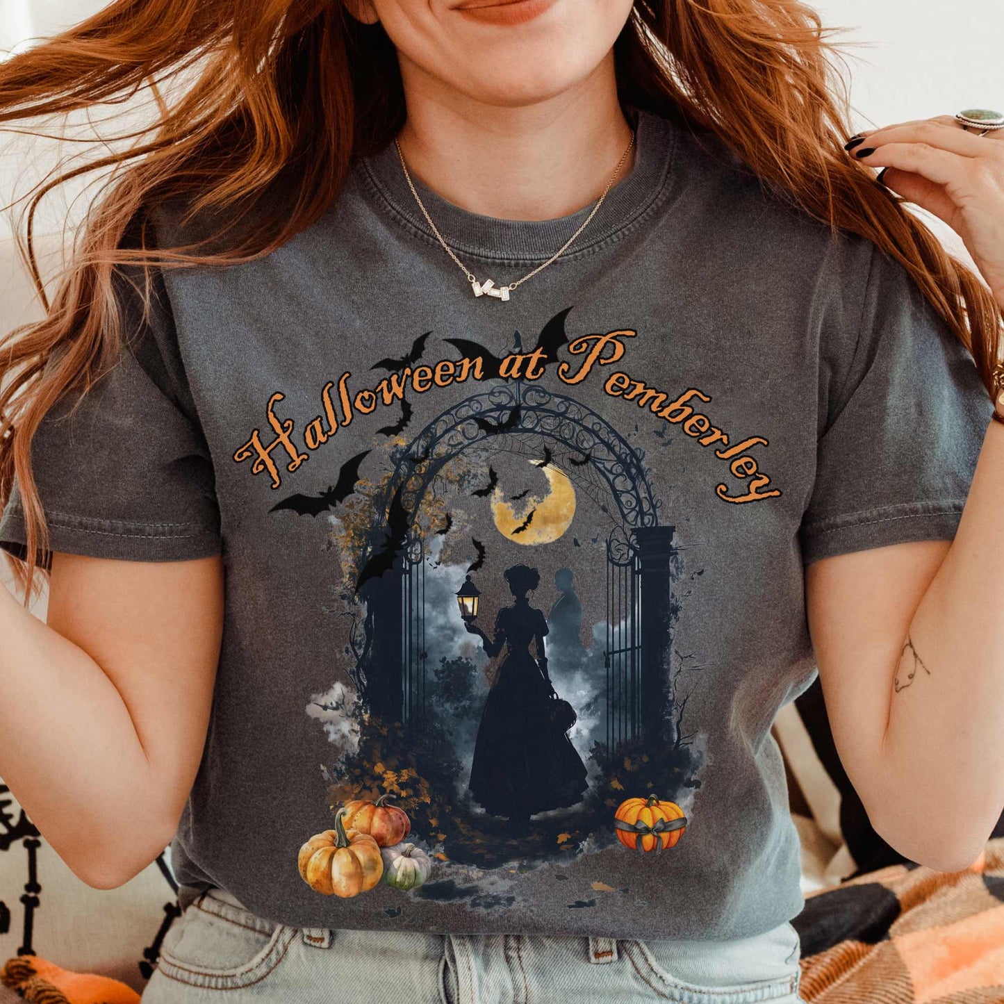 T-Shirt Pepper / S Pemberley Halloween Pride & Prejudice Shirt The Mystic Eden